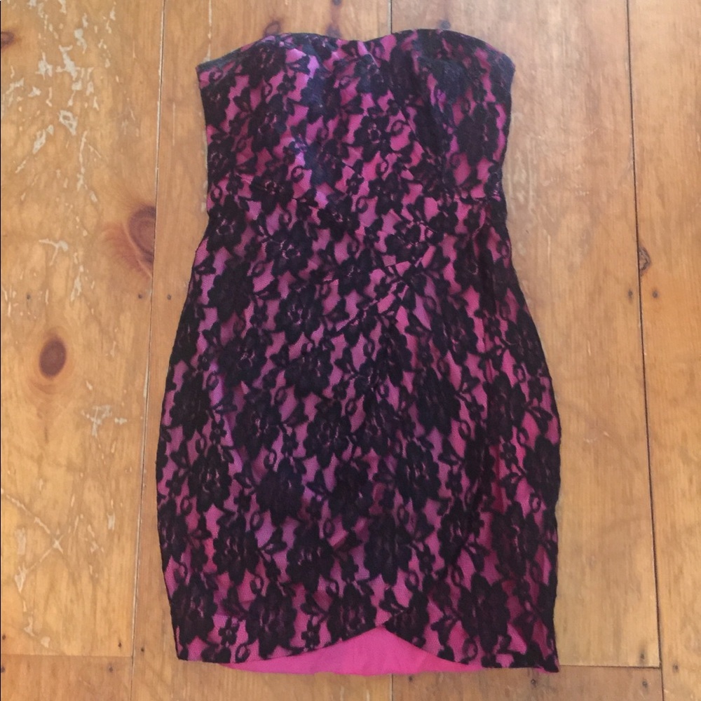 Wetseal  Women’s size M strapless dress